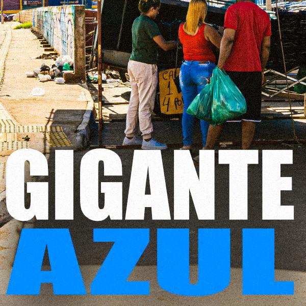 GIGANTE AZUL