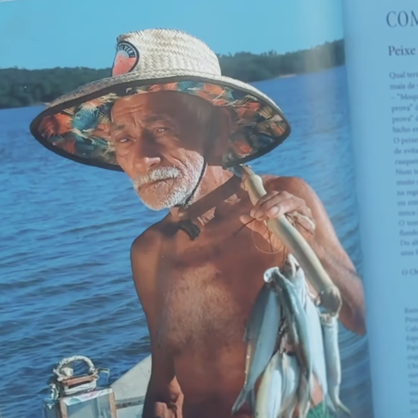 ENTRE VÊM E VÃOS