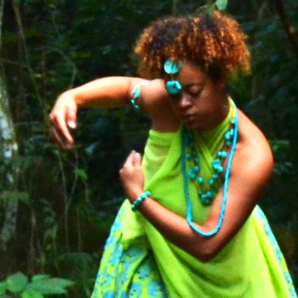 O ENEGRECER DE IEMANJÁ E A SUBTRAÇÃO DO SAGRADO AFRO