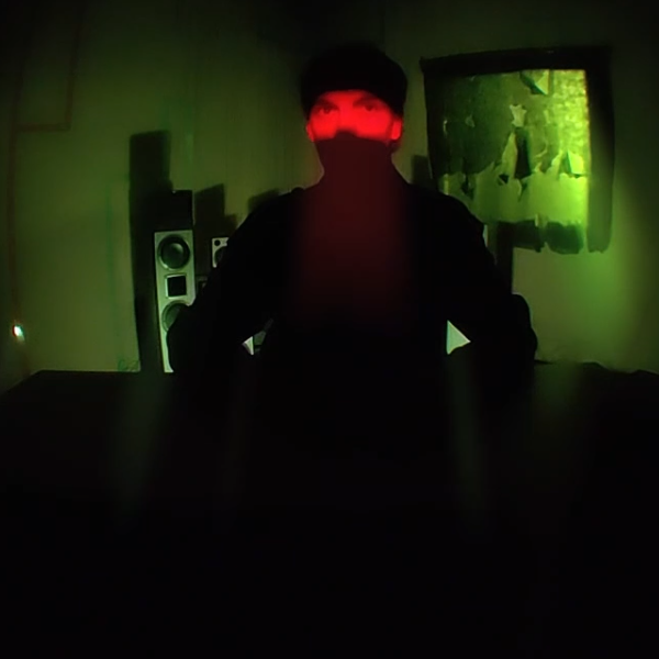 DEUS DE NEON