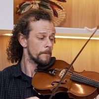 É Preciso Falar de Música!
